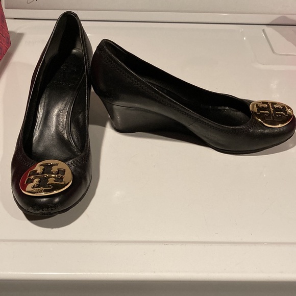 Tory Burch Sally Wedge - Picture 3 of 3